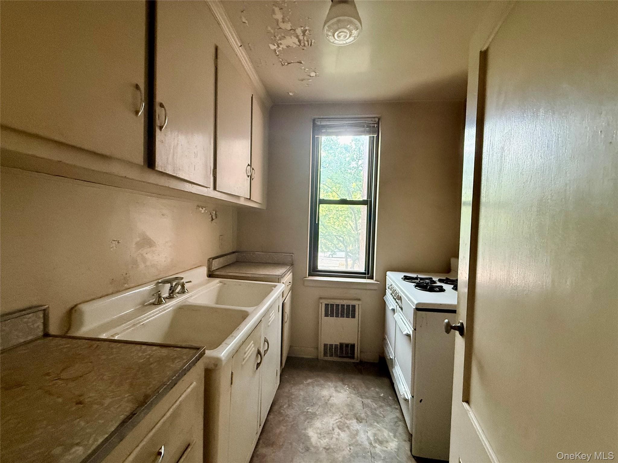 113-15 34th Avenue Unit: 1E thumbnail 7