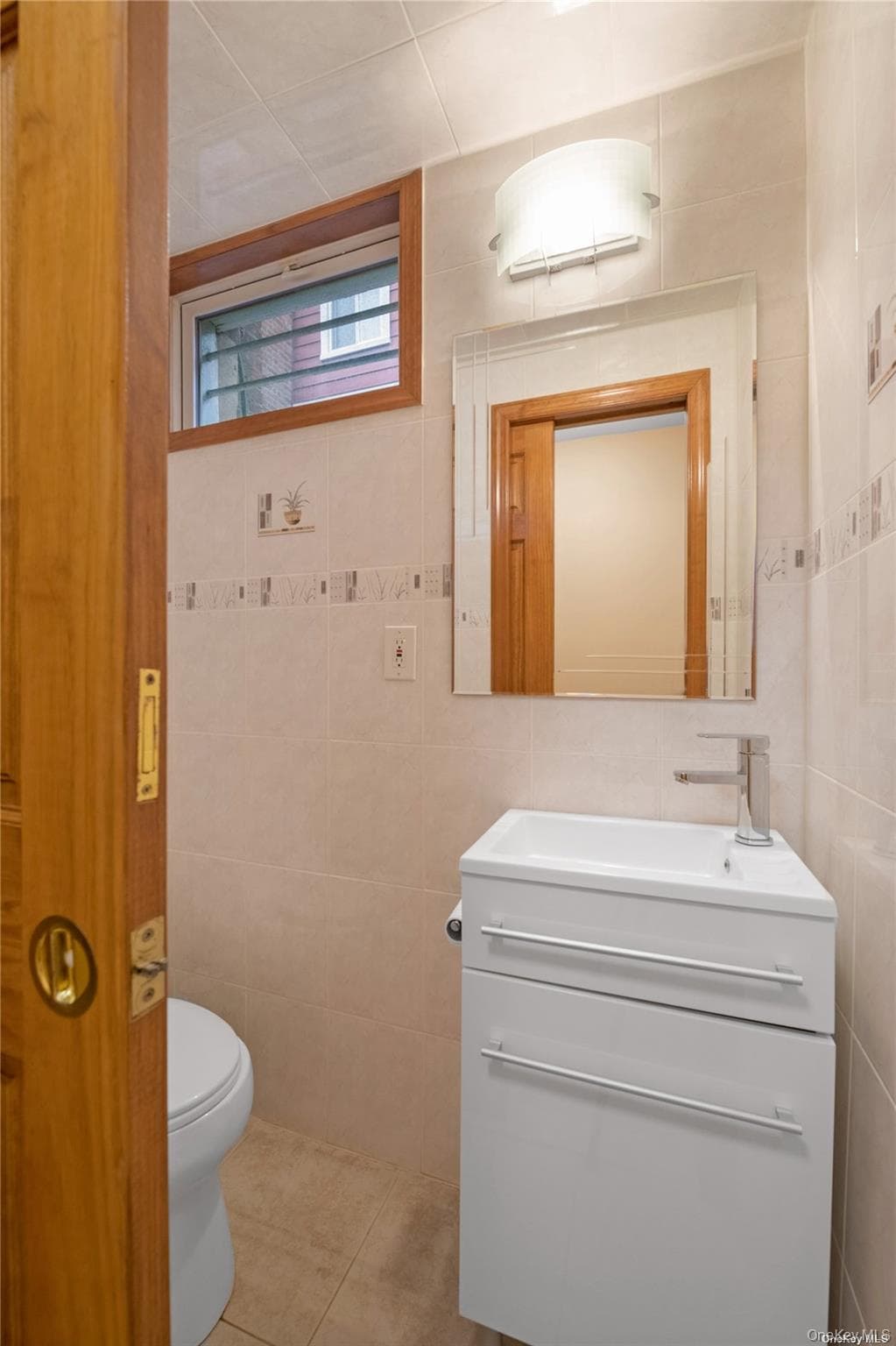 65-24 Ellwell Crescent thumbnail 20