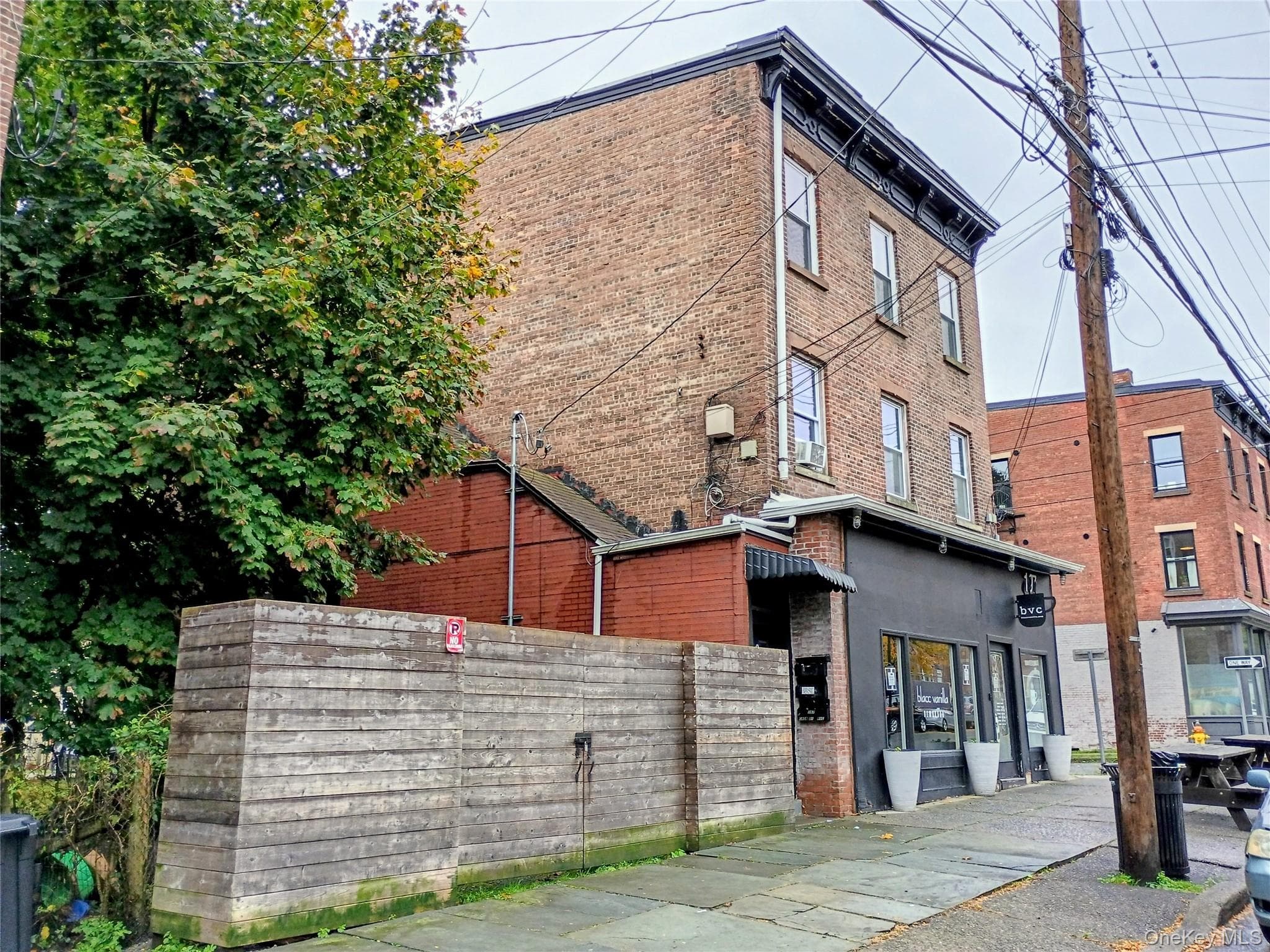 197 South Street thumbnail 8