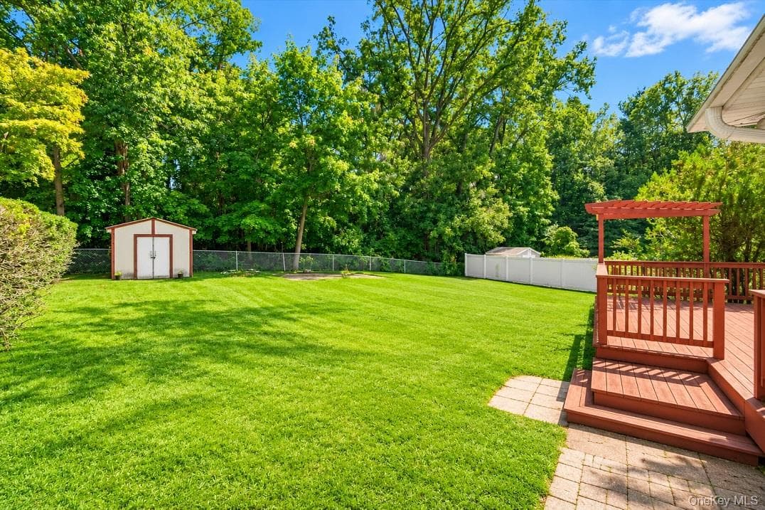 92 Edgewood Drive thumbnail 42