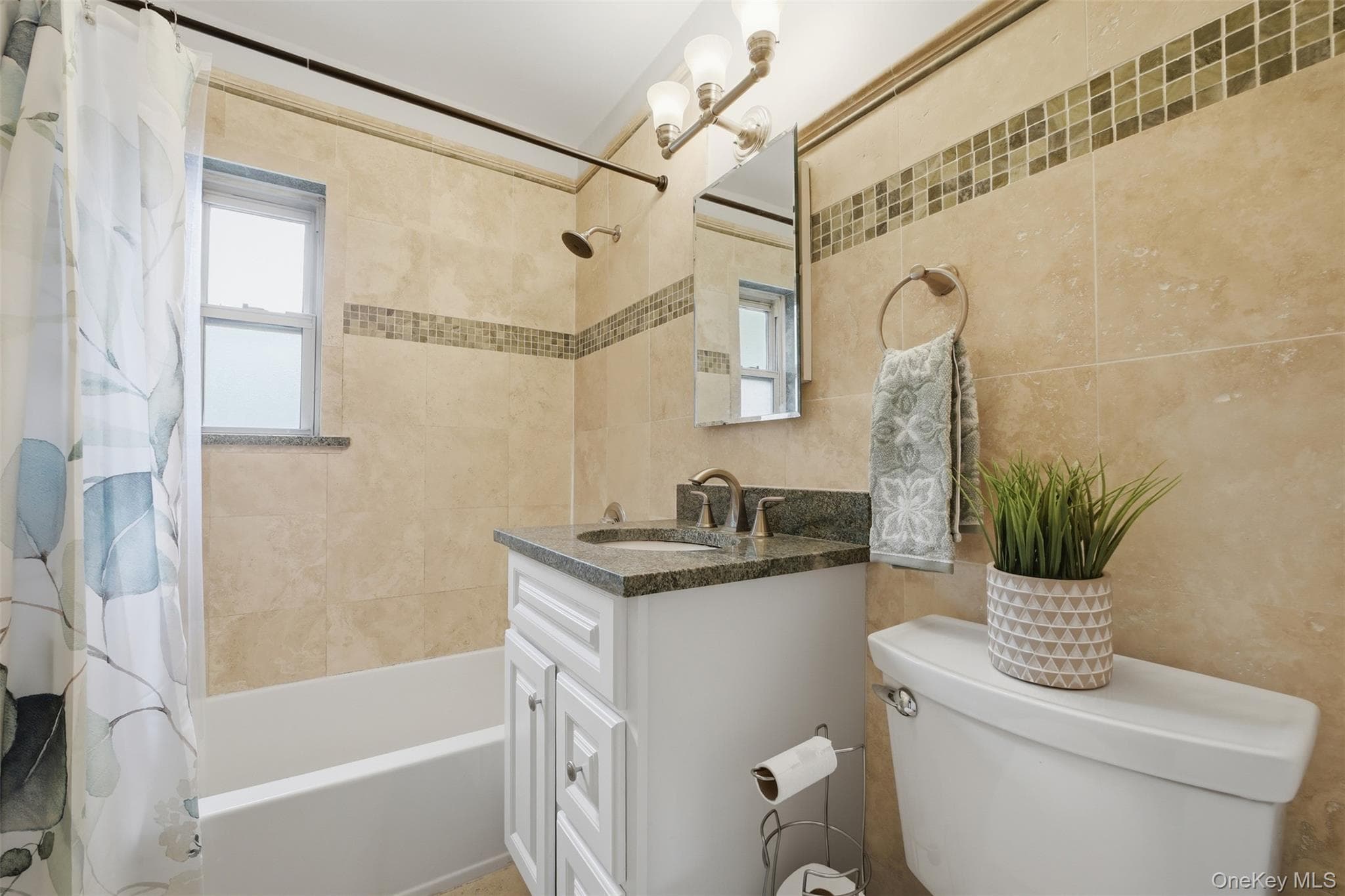 330 S Broadway Unit: B11 thumbnail 25