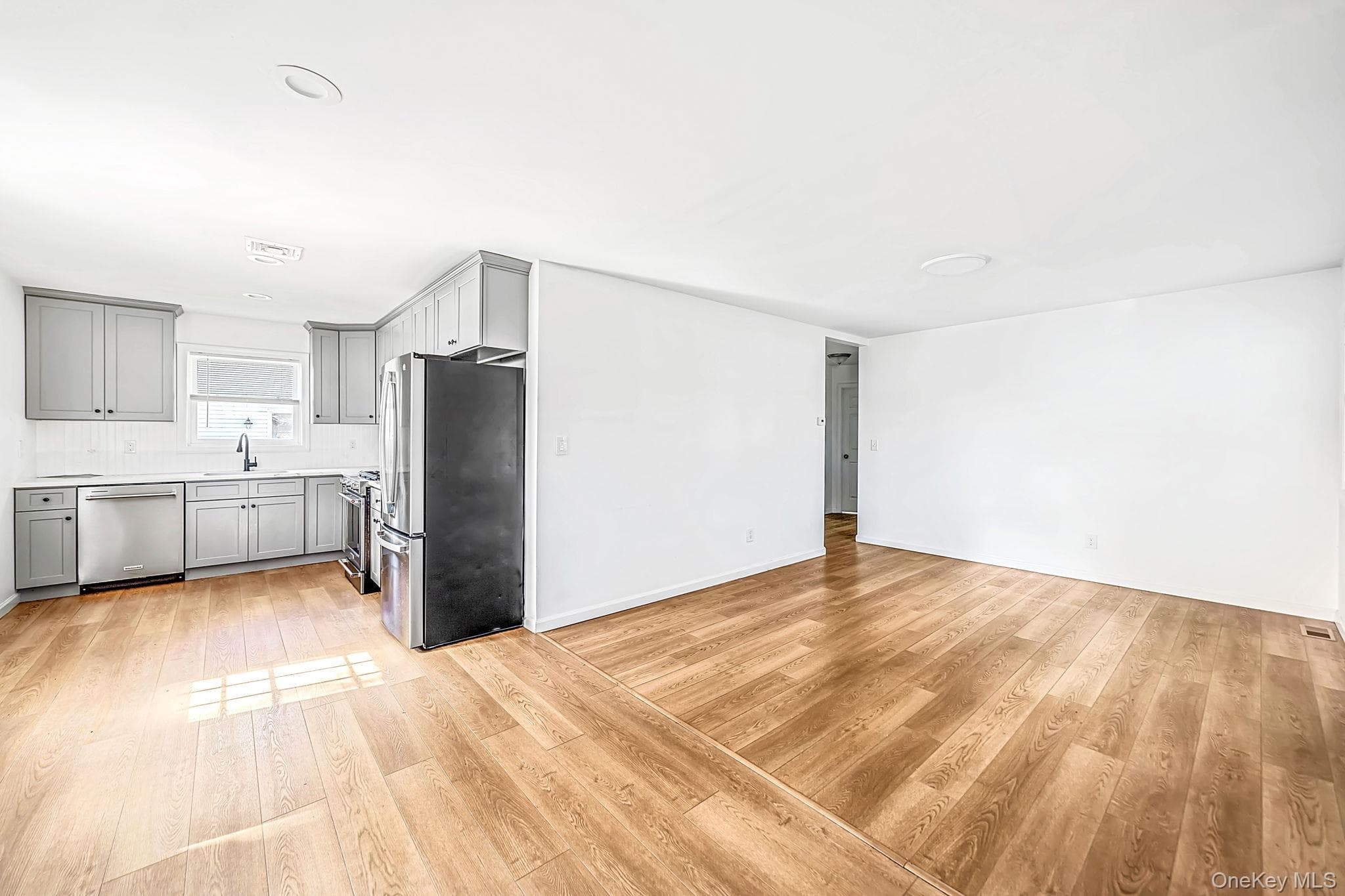 138 Central Avenue thumbnail 7