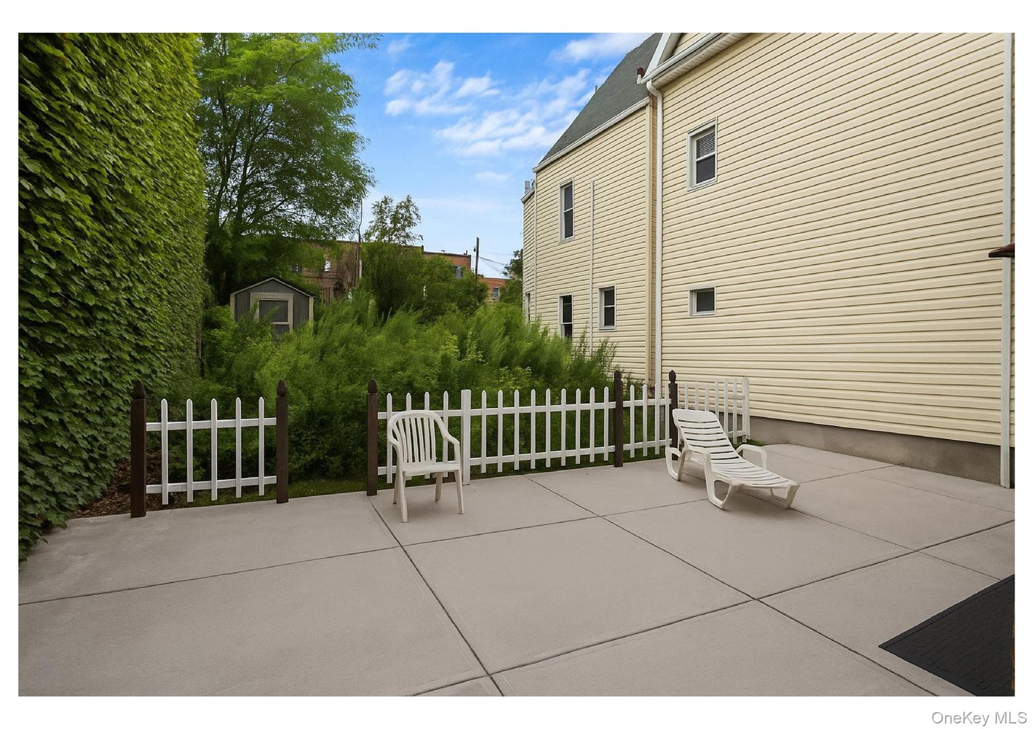 350-354 East 193rd Street St thumbnail 5