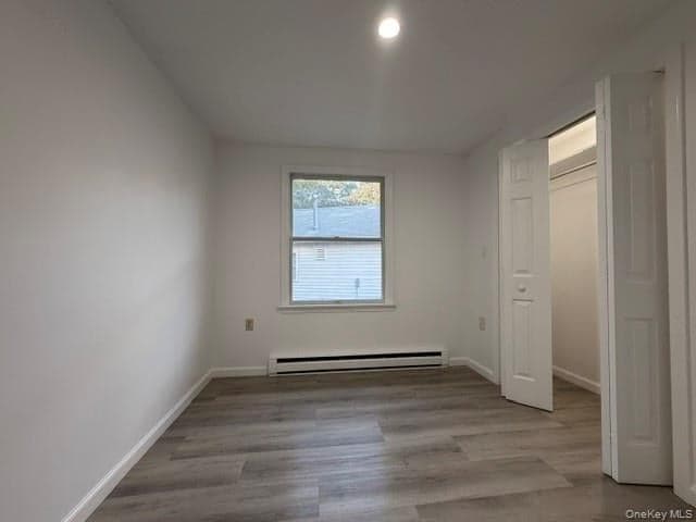 205 Village Circle thumbnail 4