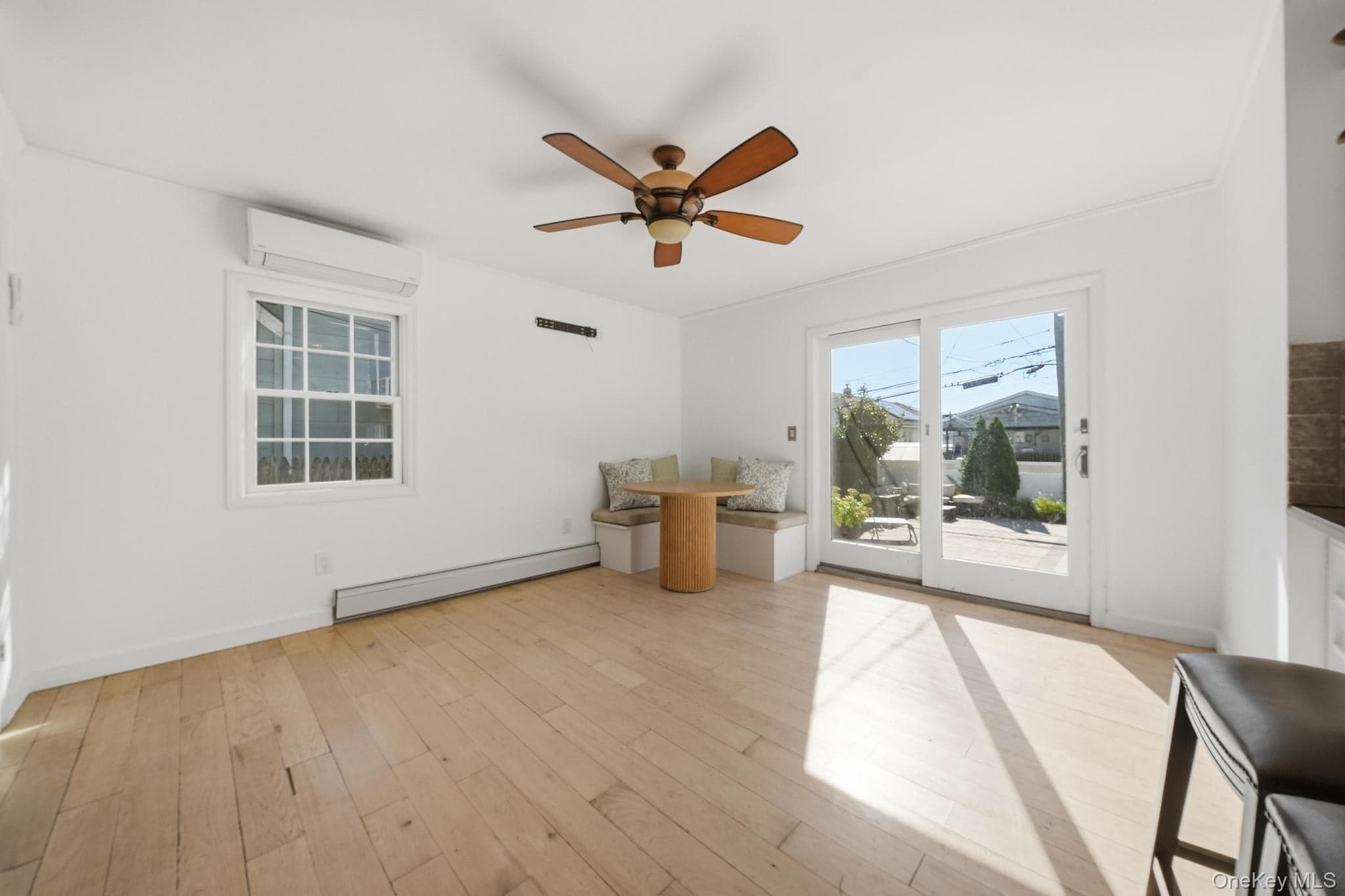 558 W Market Street thumbnail 8