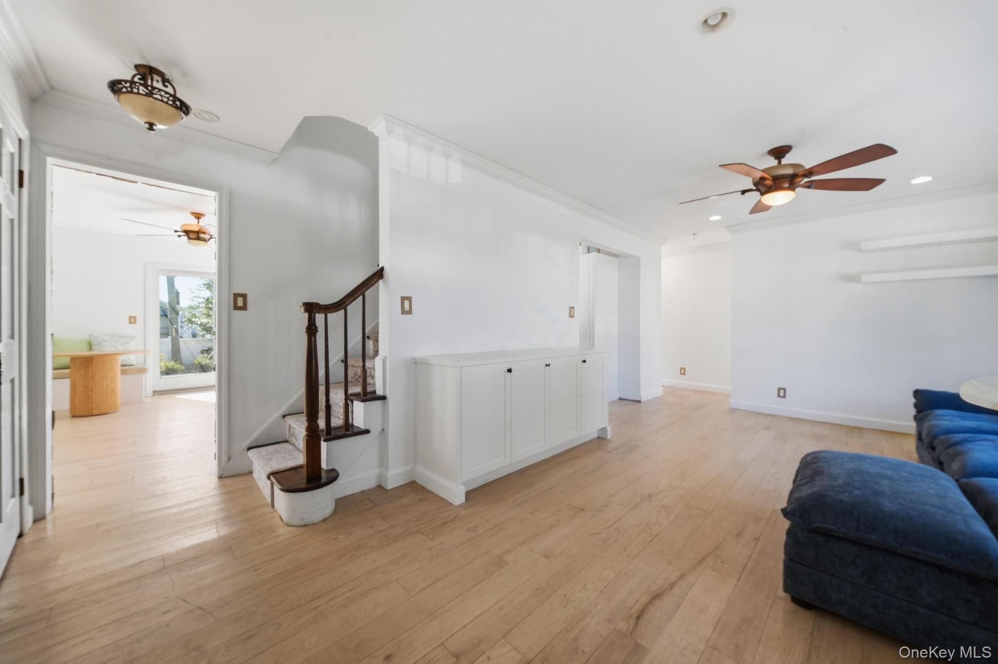 558 W Market Street thumbnail 6