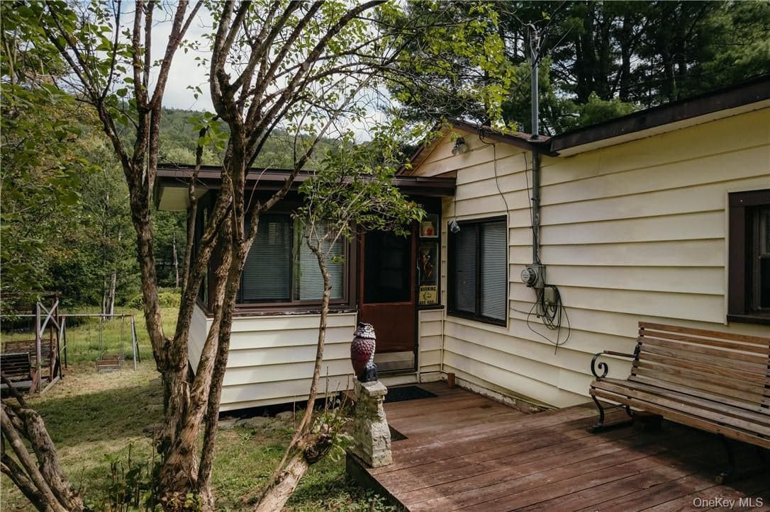 32 Brookside Drive thumbnail 15