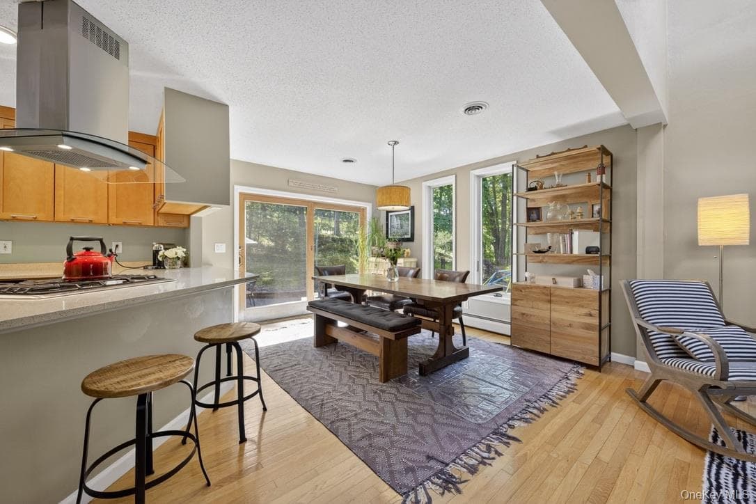 305 Oak Lane thumbnail 14