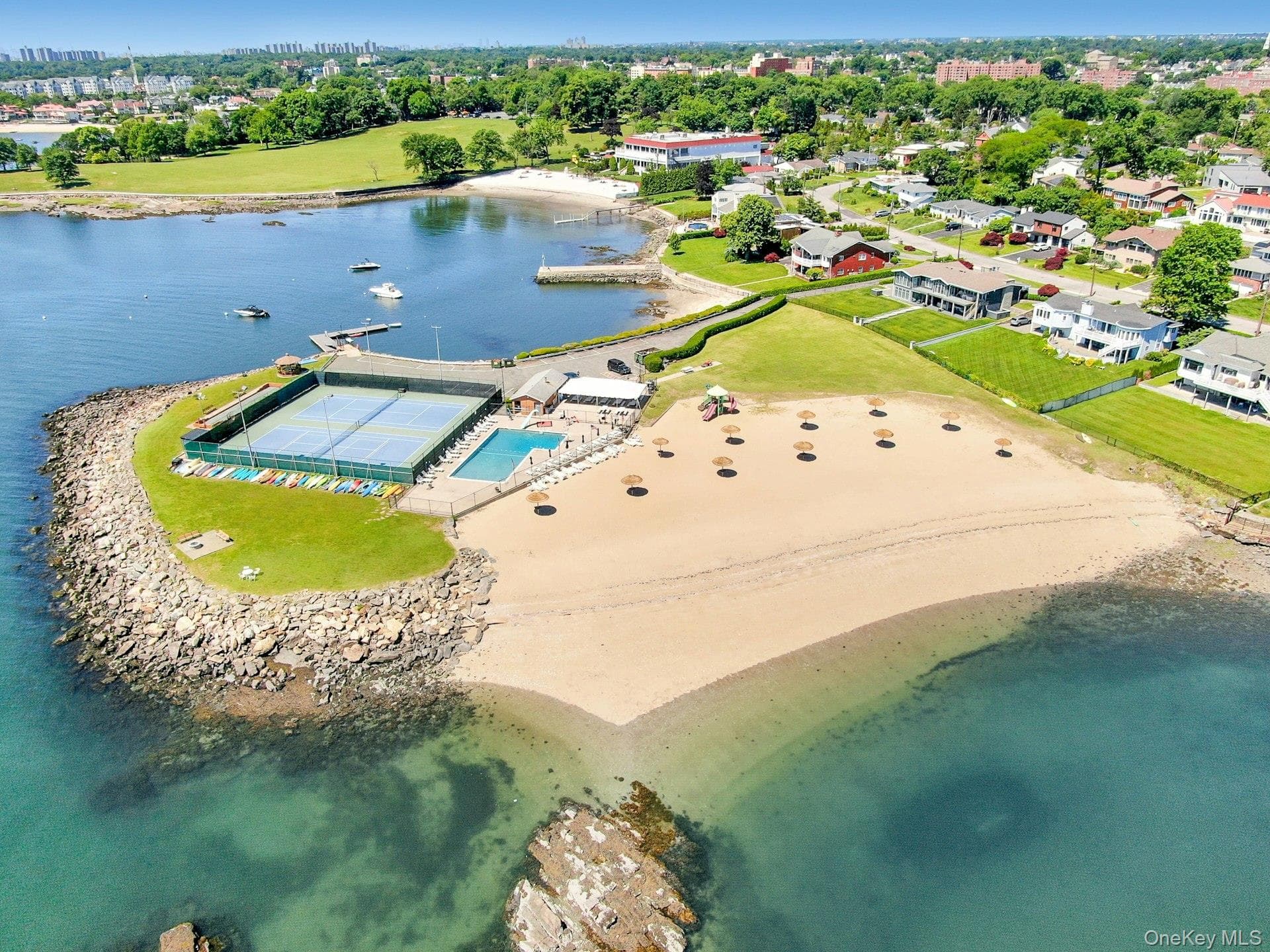 101 Windsor Oval thumbnail 46