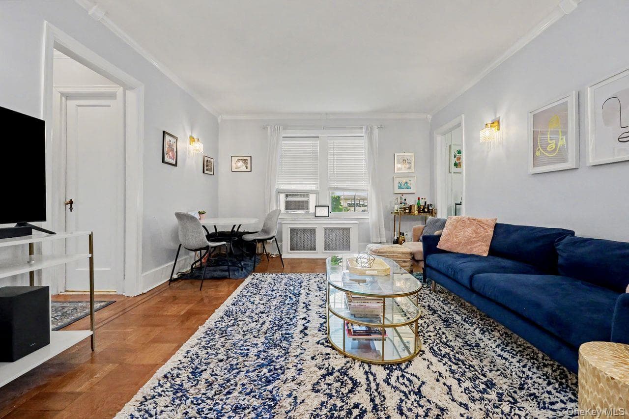 300 S Broadway Unit: 2 H thumbnail 7