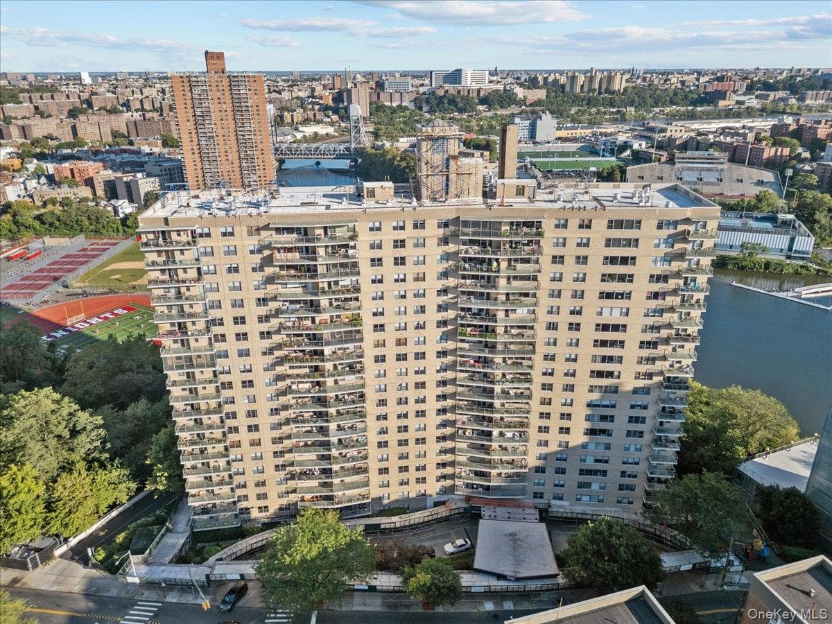 2500 Johnson Avenue Unit: 11P thumbnail 26