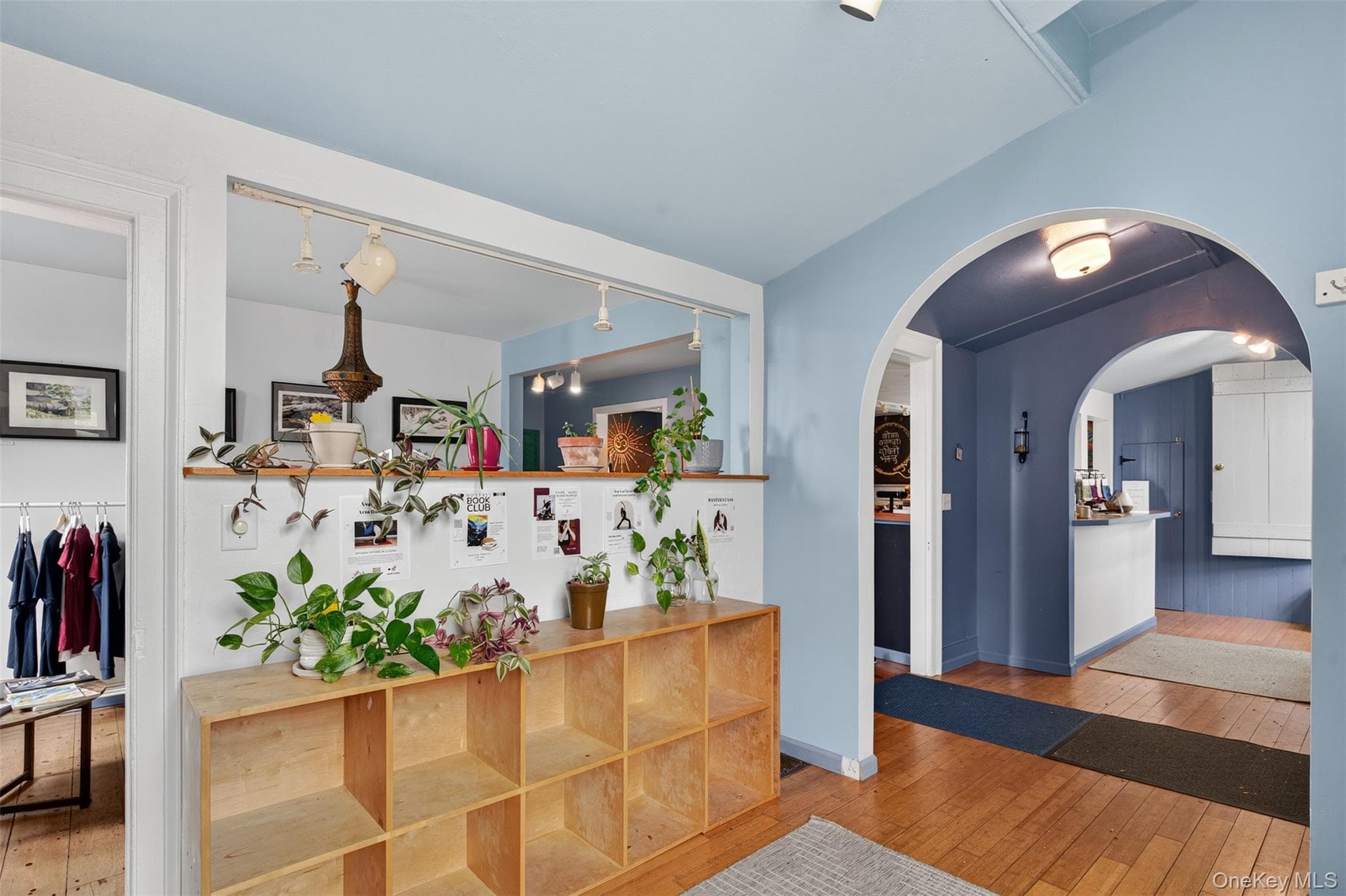 3588 Main Street thumbnail 2