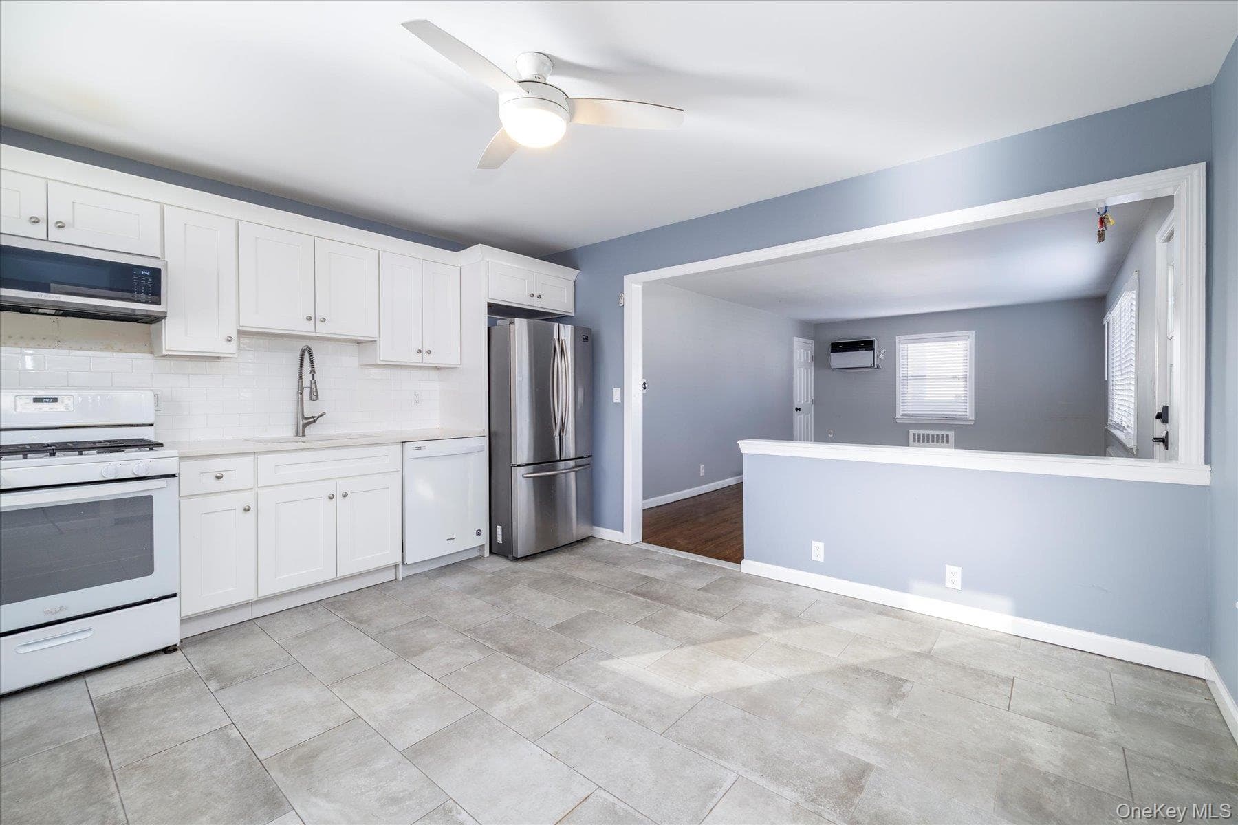 2280 Brookside Avenue thumbnail 13