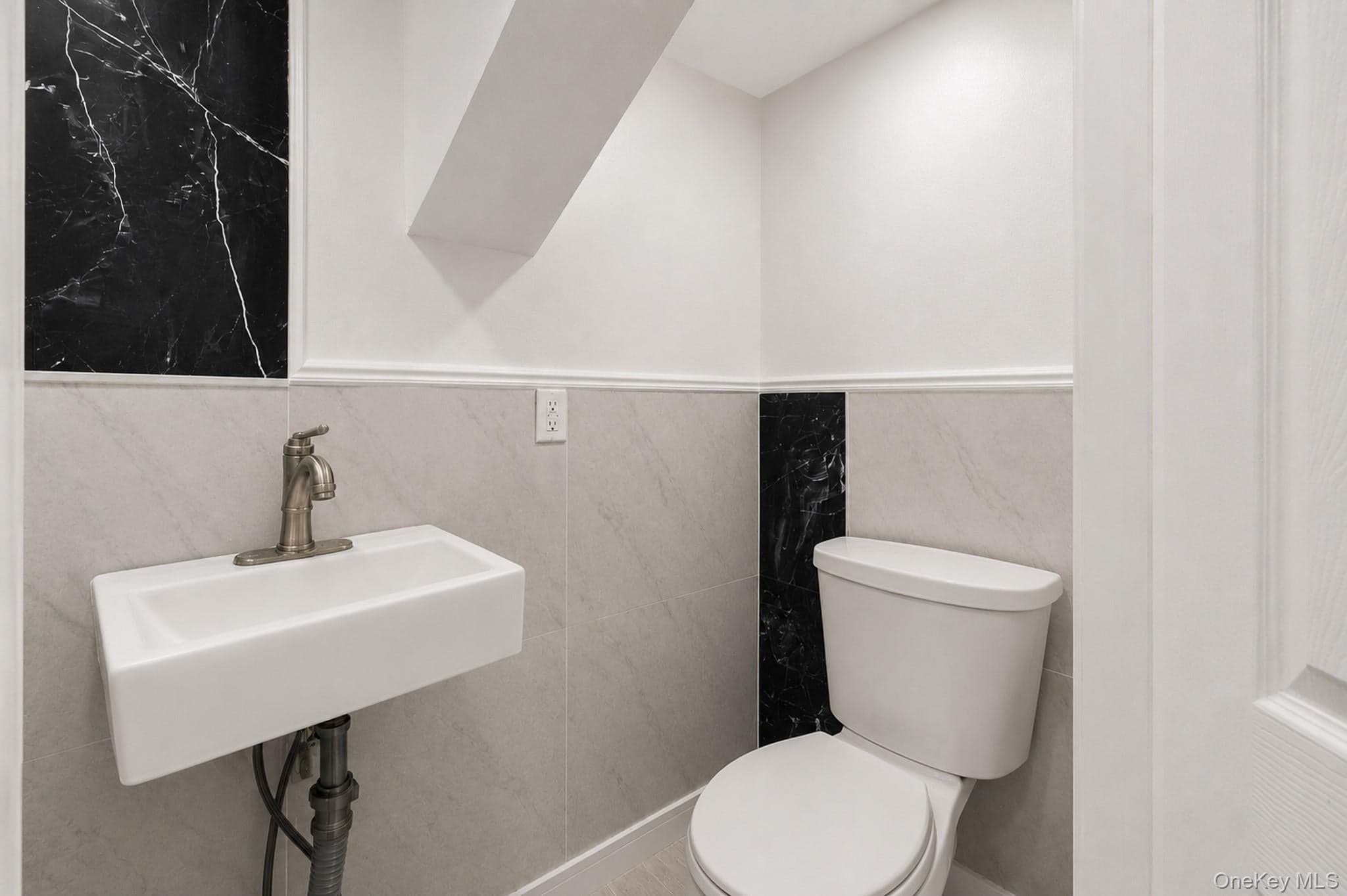 128-17 115th Avenue thumbnail 6