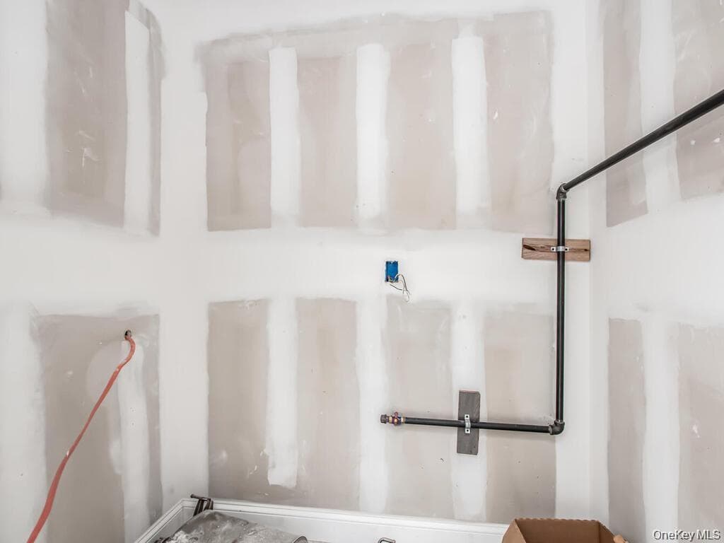 65 W 2nd Street Unit: 8 thumbnail 3