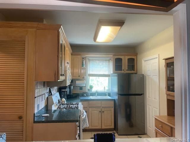 1385 Broadway Unit: A33 thumbnail 8