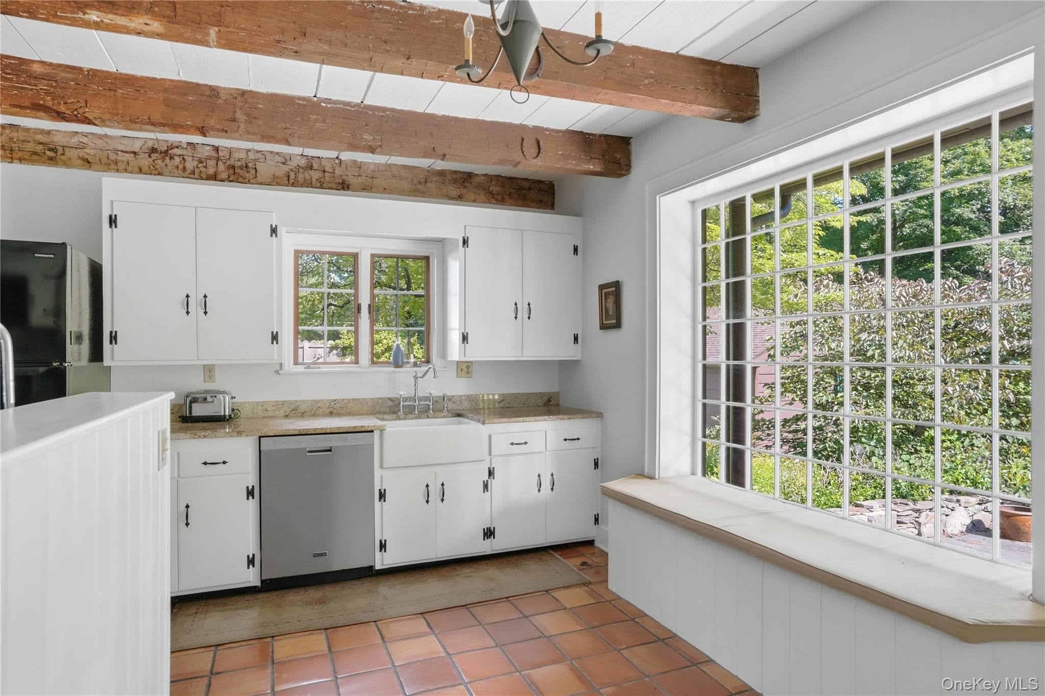 809 Traver Road thumbnail 6