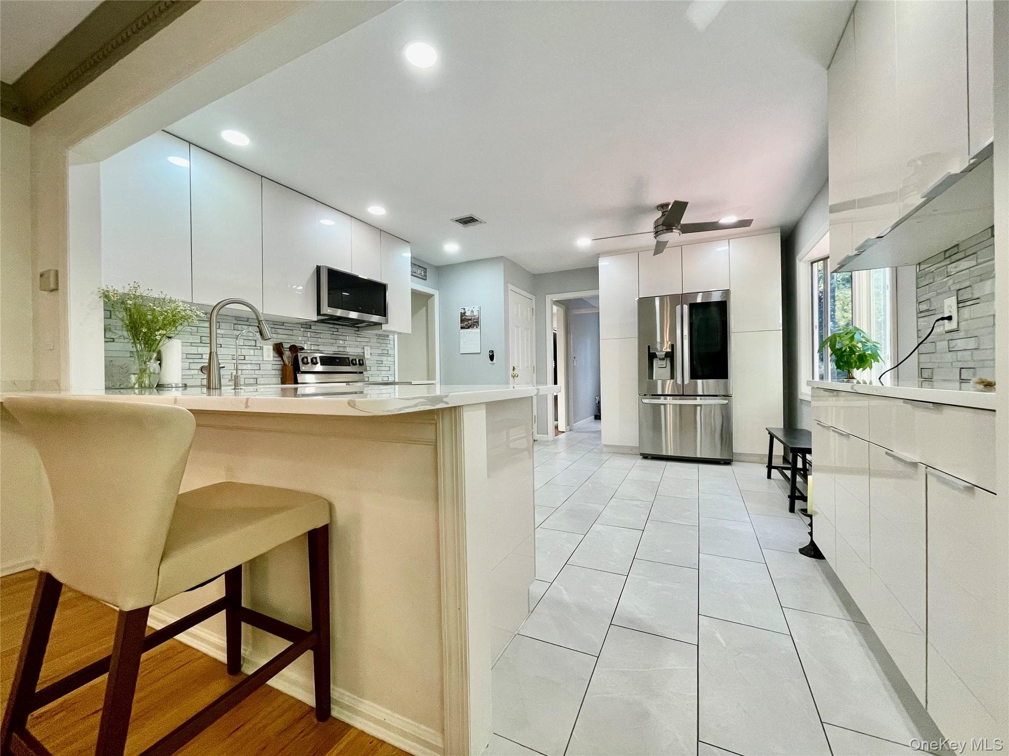21 Noyes Lane thumbnail 9