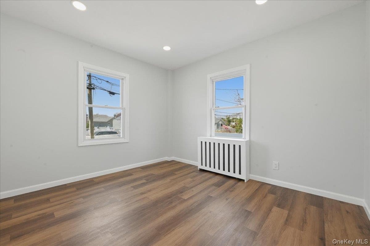 20 Wyona Avenue thumbnail 17