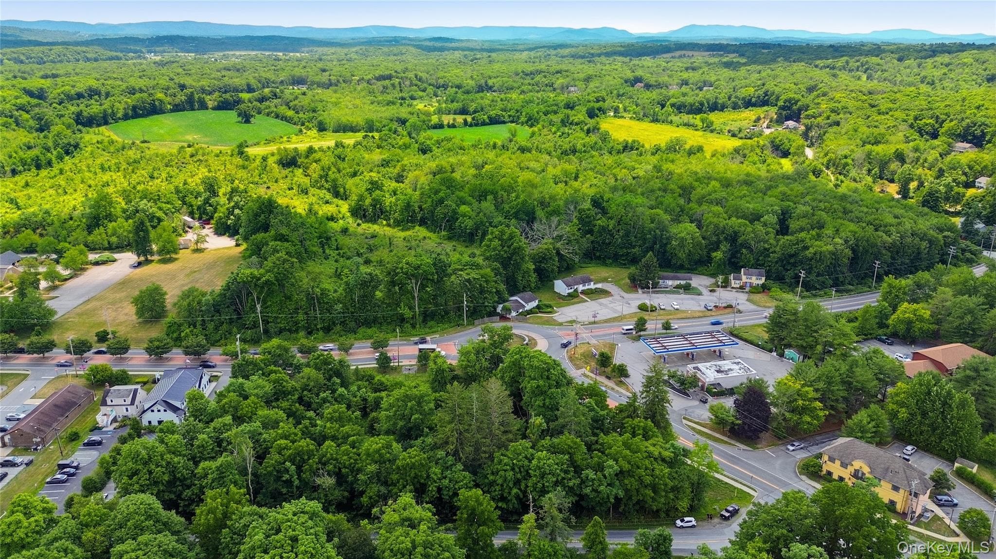 1073 Freedom Plains Road thumbnail 9