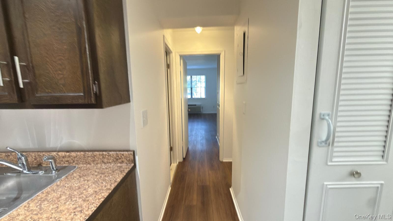 440 Carpenter Avenue Unit: 23 thumbnail 9
