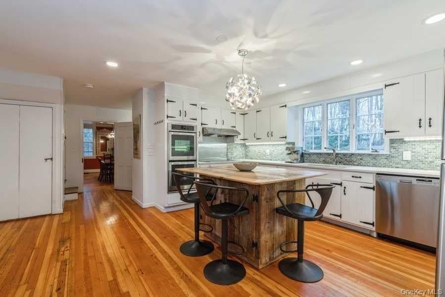 1141 Beekman Road thumbnail 6