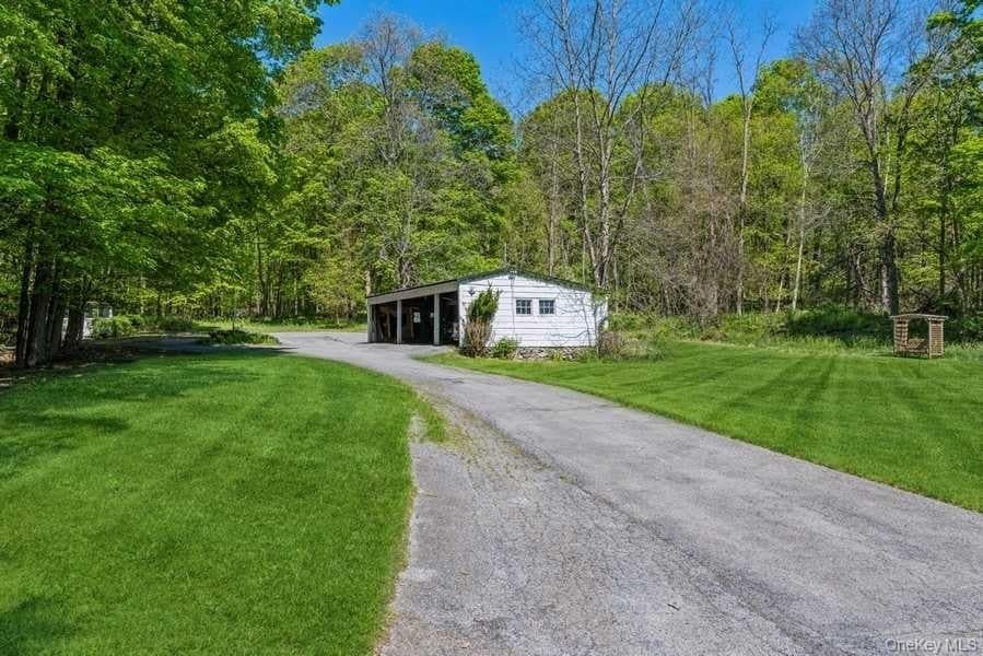 1141 Beekman Road thumbnail 34