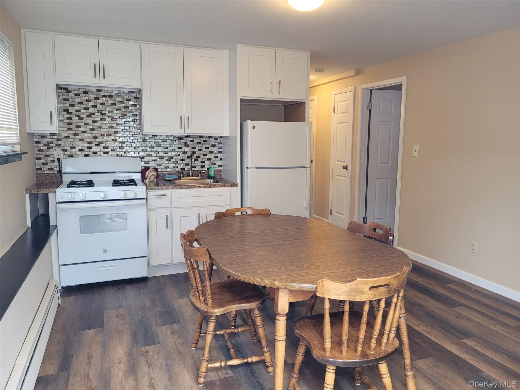 110 Crest Avenue thumbnail 32