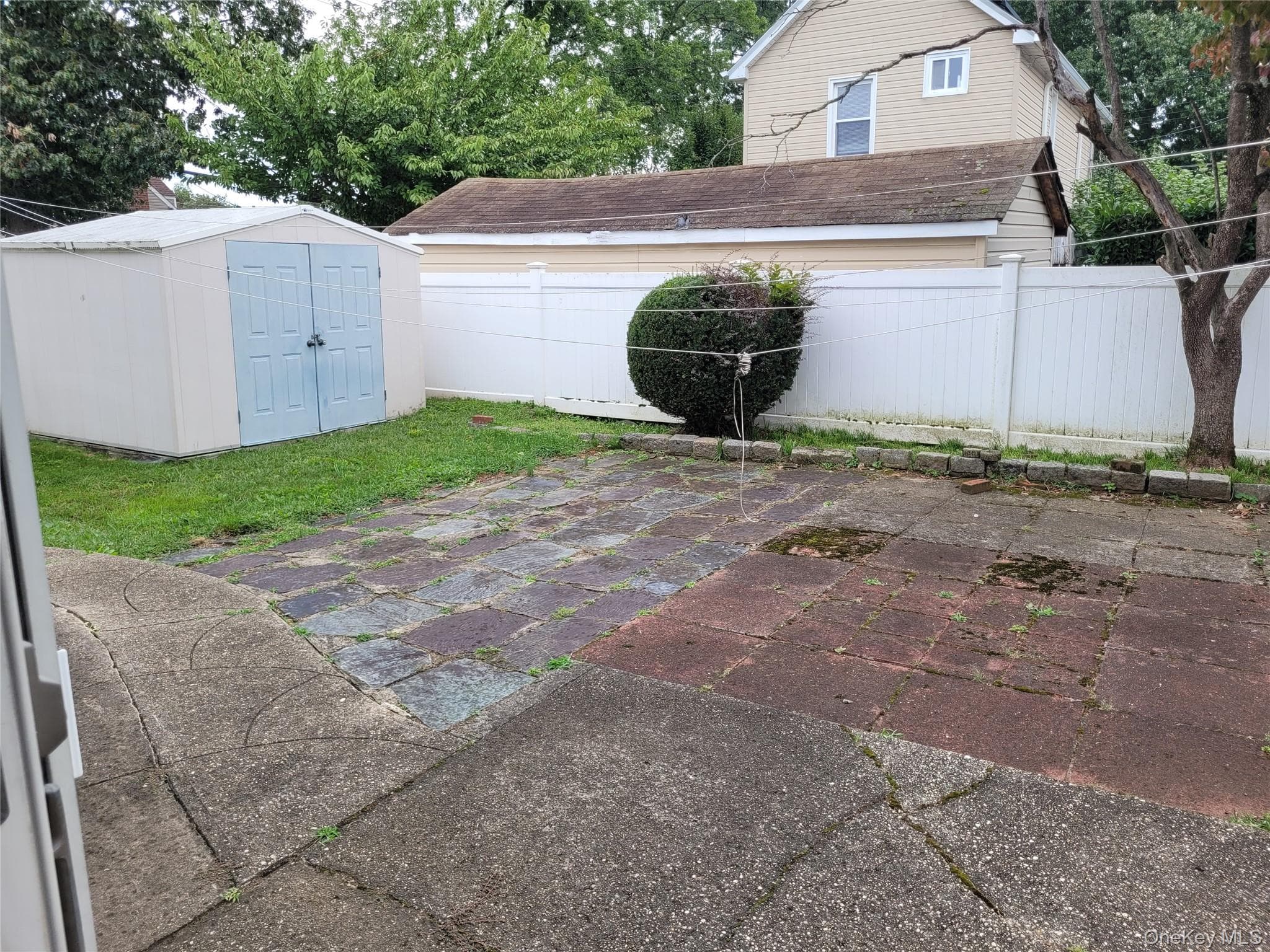 110 Crest Avenue thumbnail 9