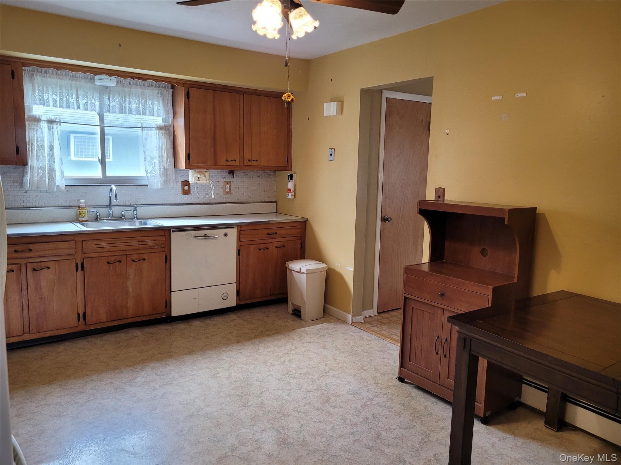 110 Crest Avenue thumbnail 22
