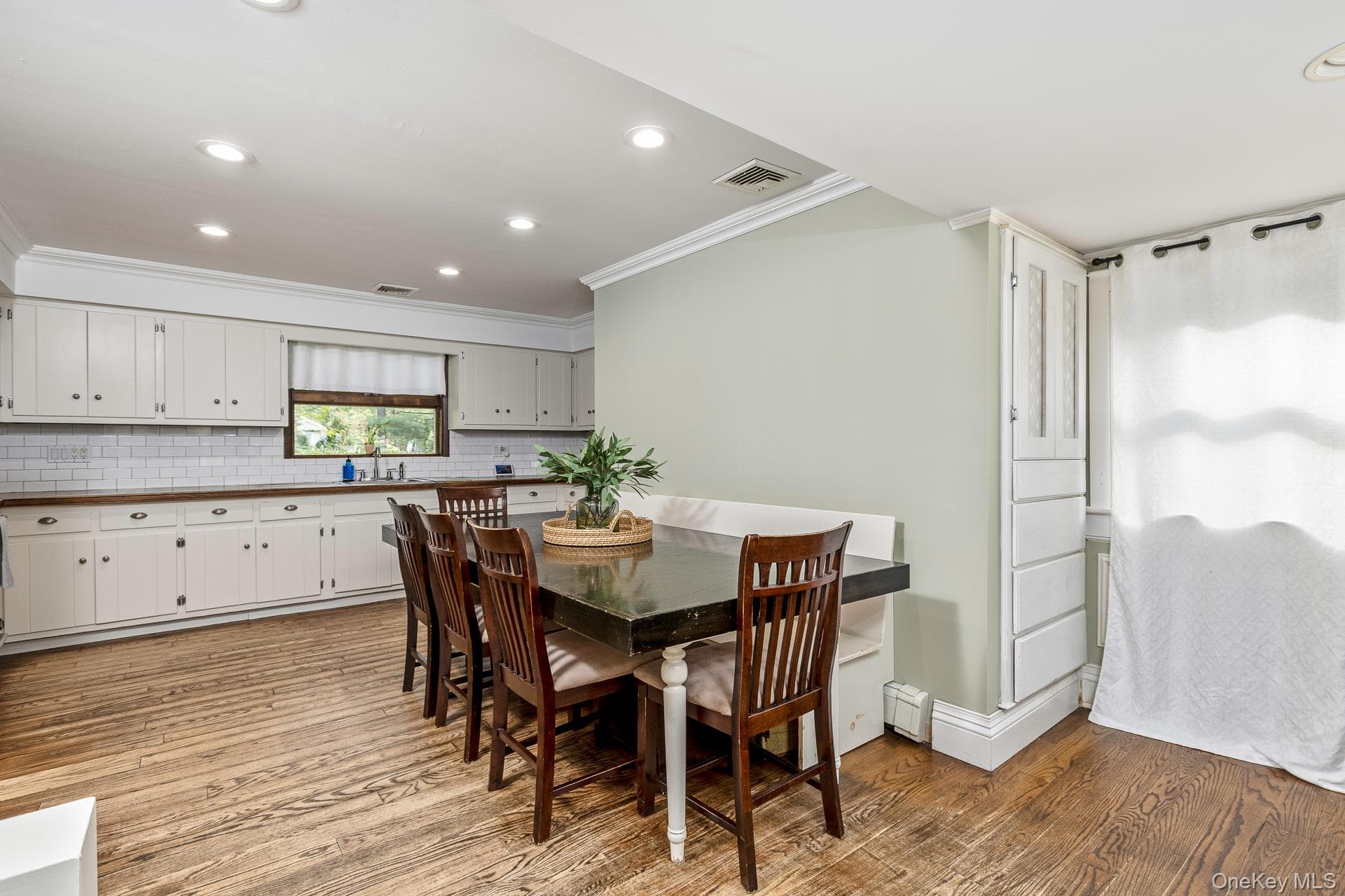 1029 Wading River Manor Road thumbnail 26