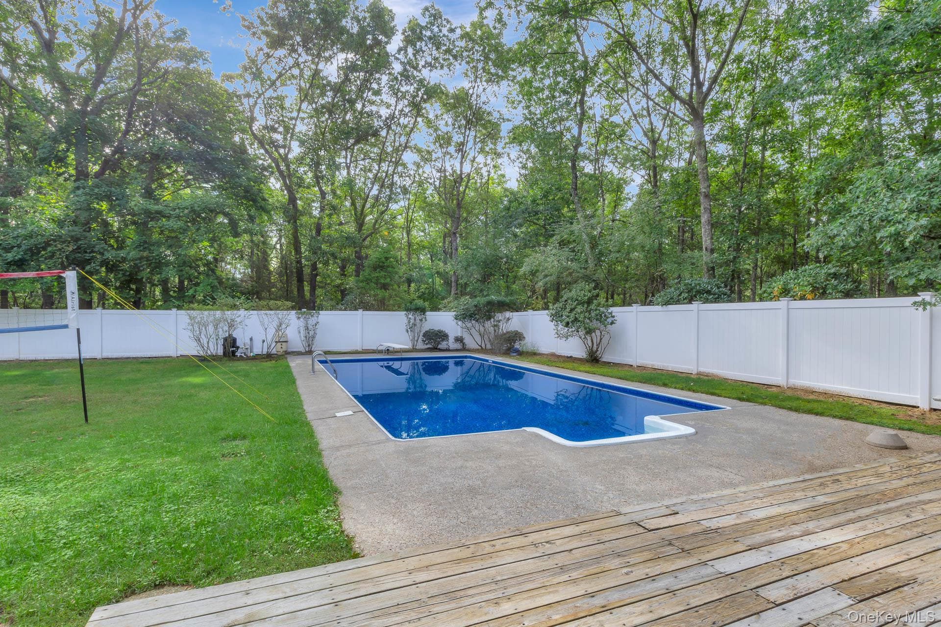 1029 Wading River Manor Road thumbnail 8