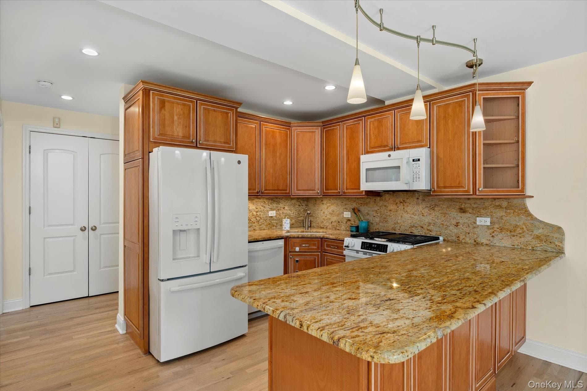 188 Beach 101st Street Unit: 1B thumbnail 7