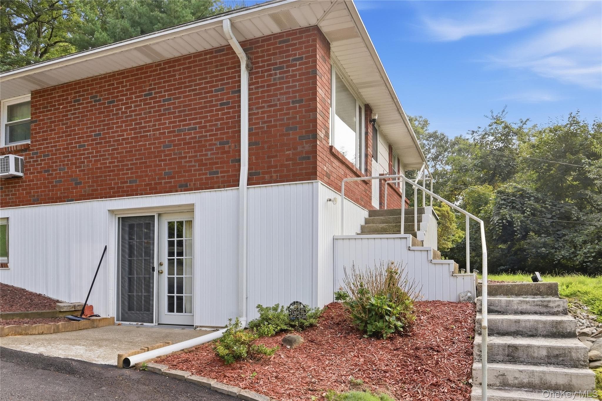 80 Greenwood Drive thumbnail 2
