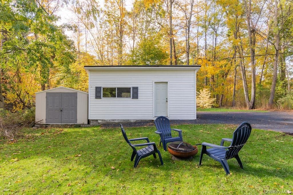 413 Gardnertown Road thumbnail 35