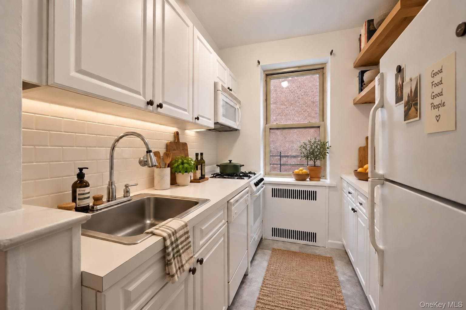 2190 Boston Road Unit: E thumbnail 5