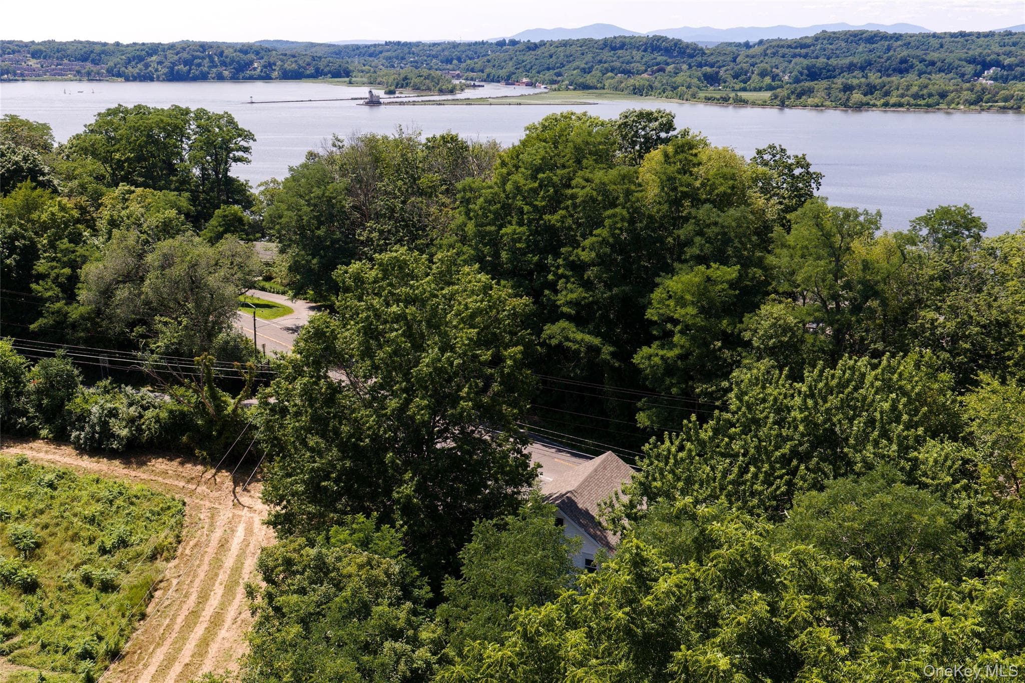 420 Rhinecliff Road thumbnail 31