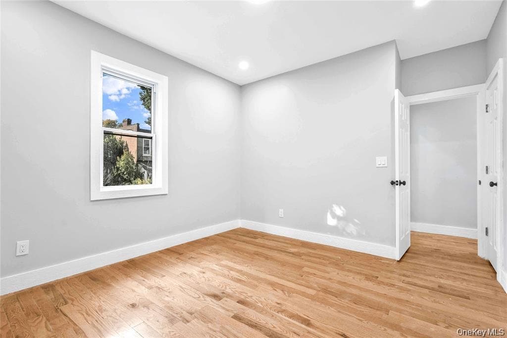 1462 New York Avenue thumbnail 6