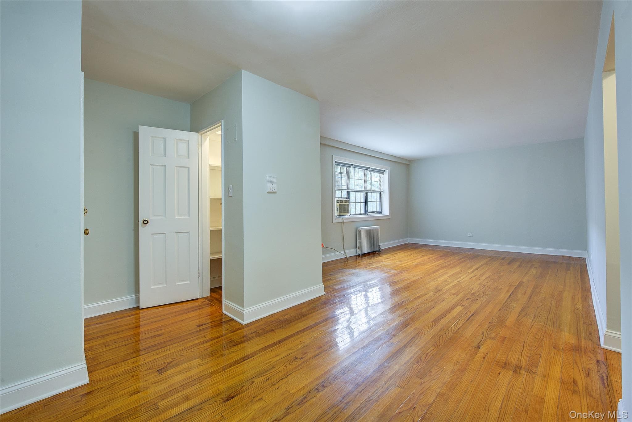 78-35 147th Street Unit: 2E thumbnail 3