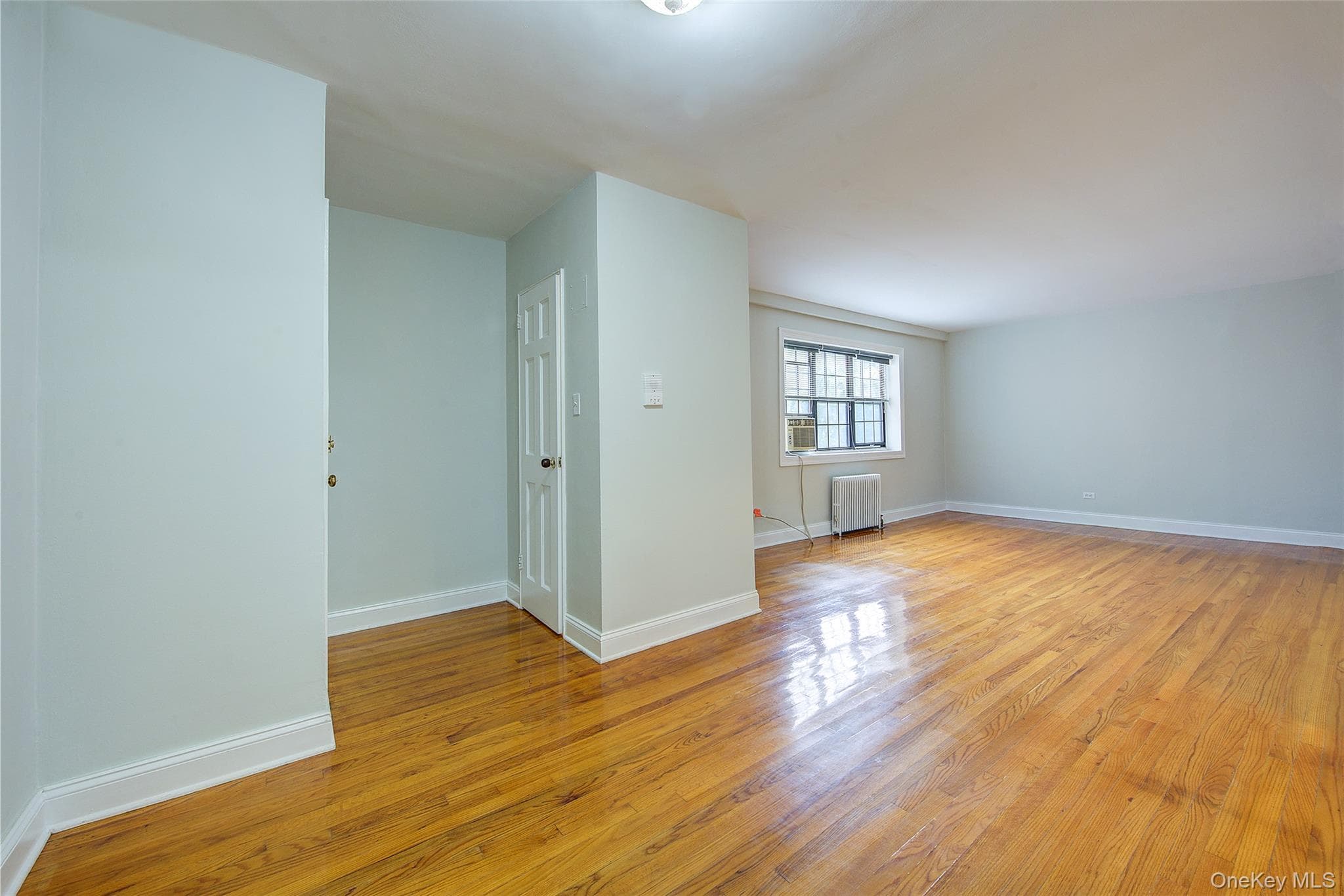 78-35 147th Street Unit: 2E thumbnail 2