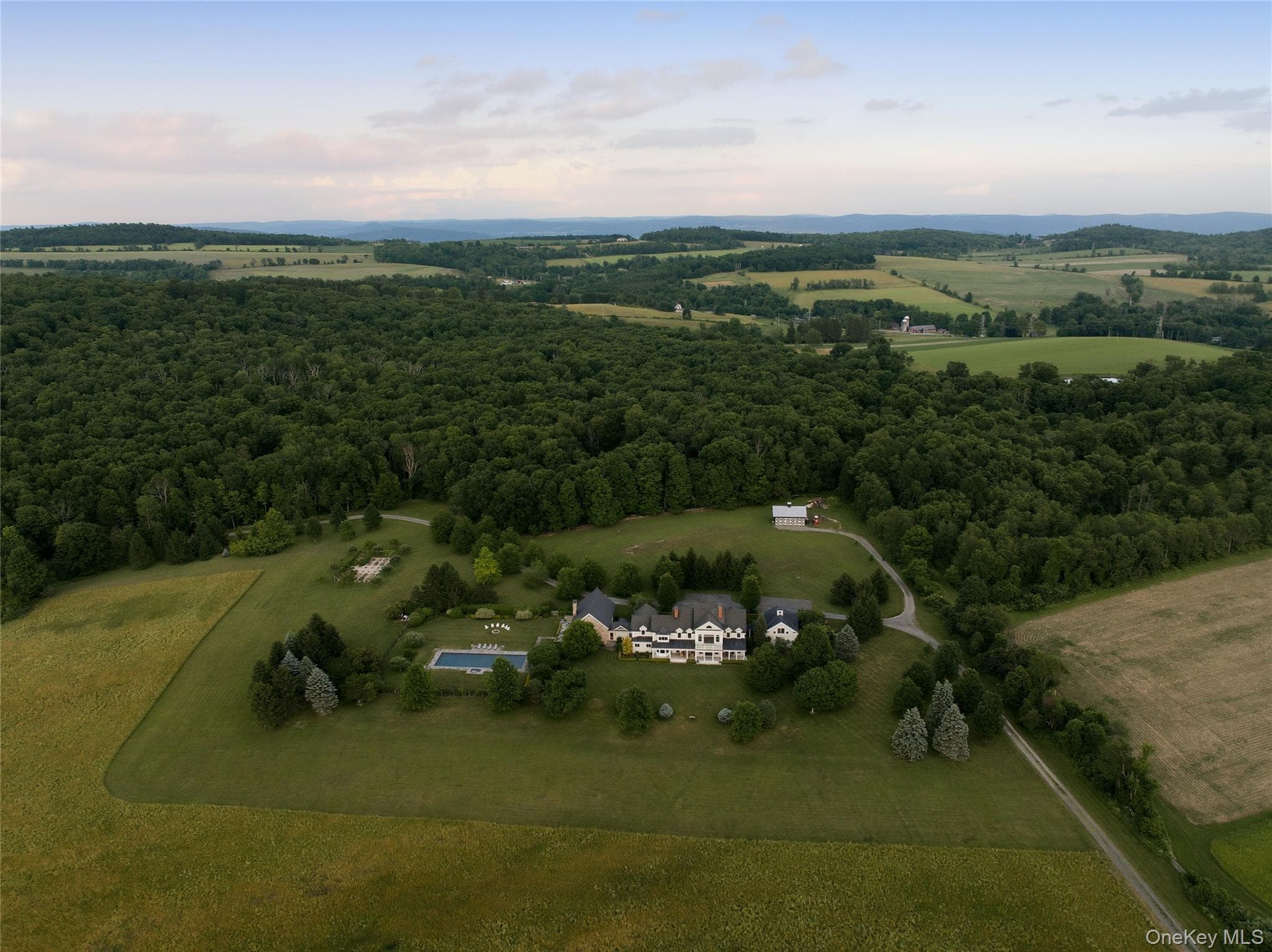 147 Moadock Road thumbnail 38