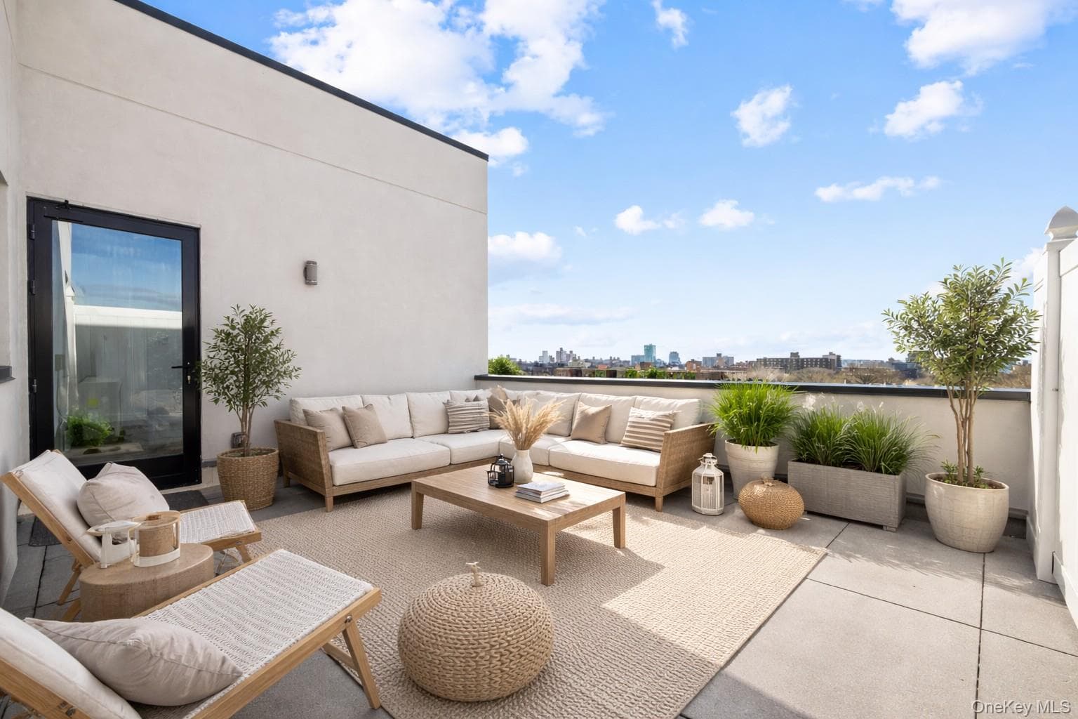 150-02 Northern Boulevard Unit: 6E thumbnail 3