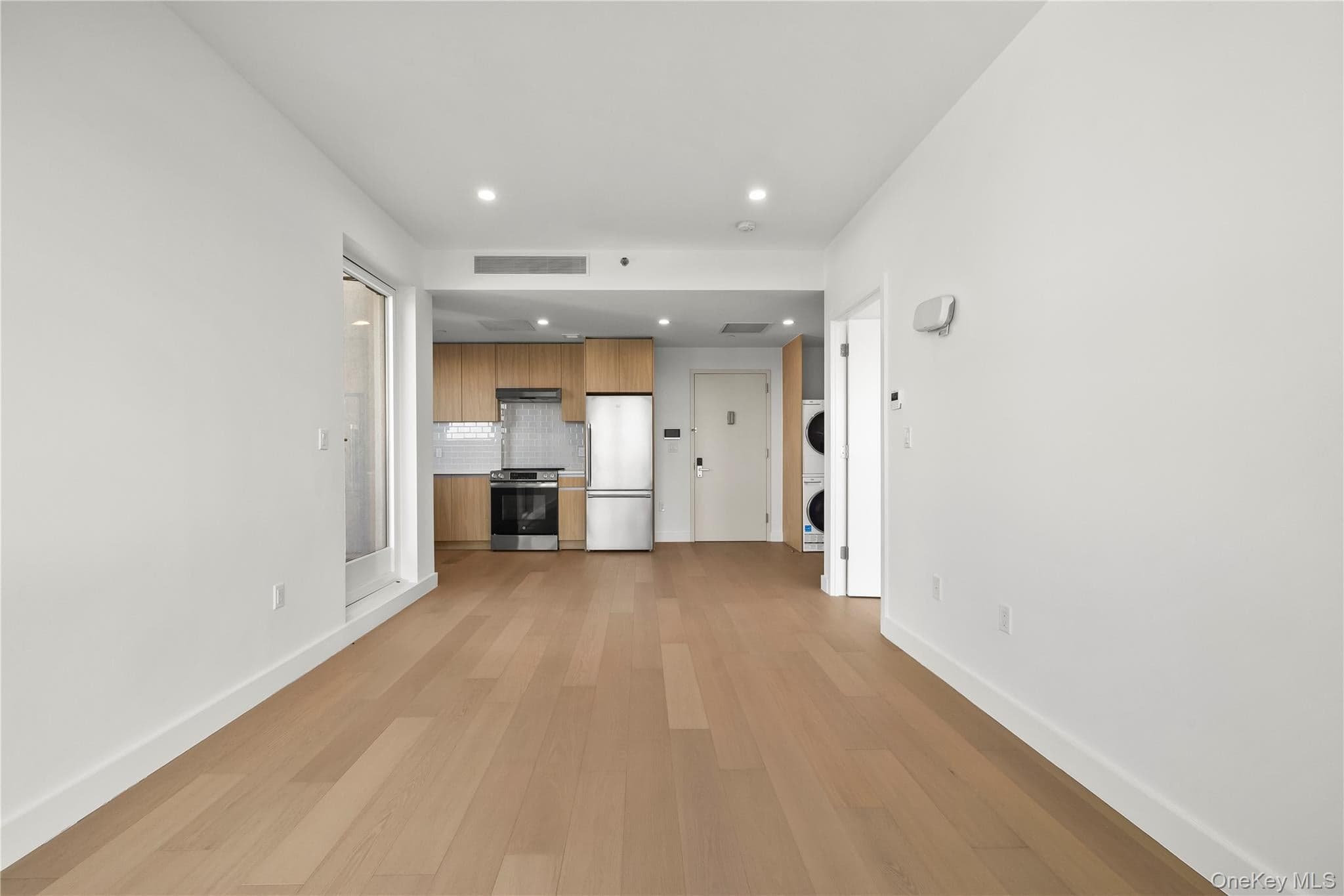 150-02 Northern Boulevard Unit: 6E thumbnail 8