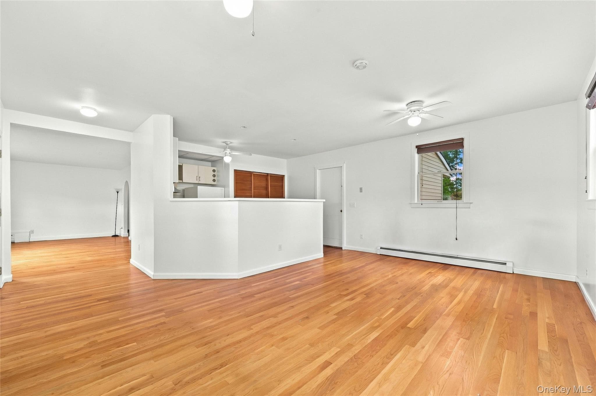 930 Tooker Avenue thumbnail 5