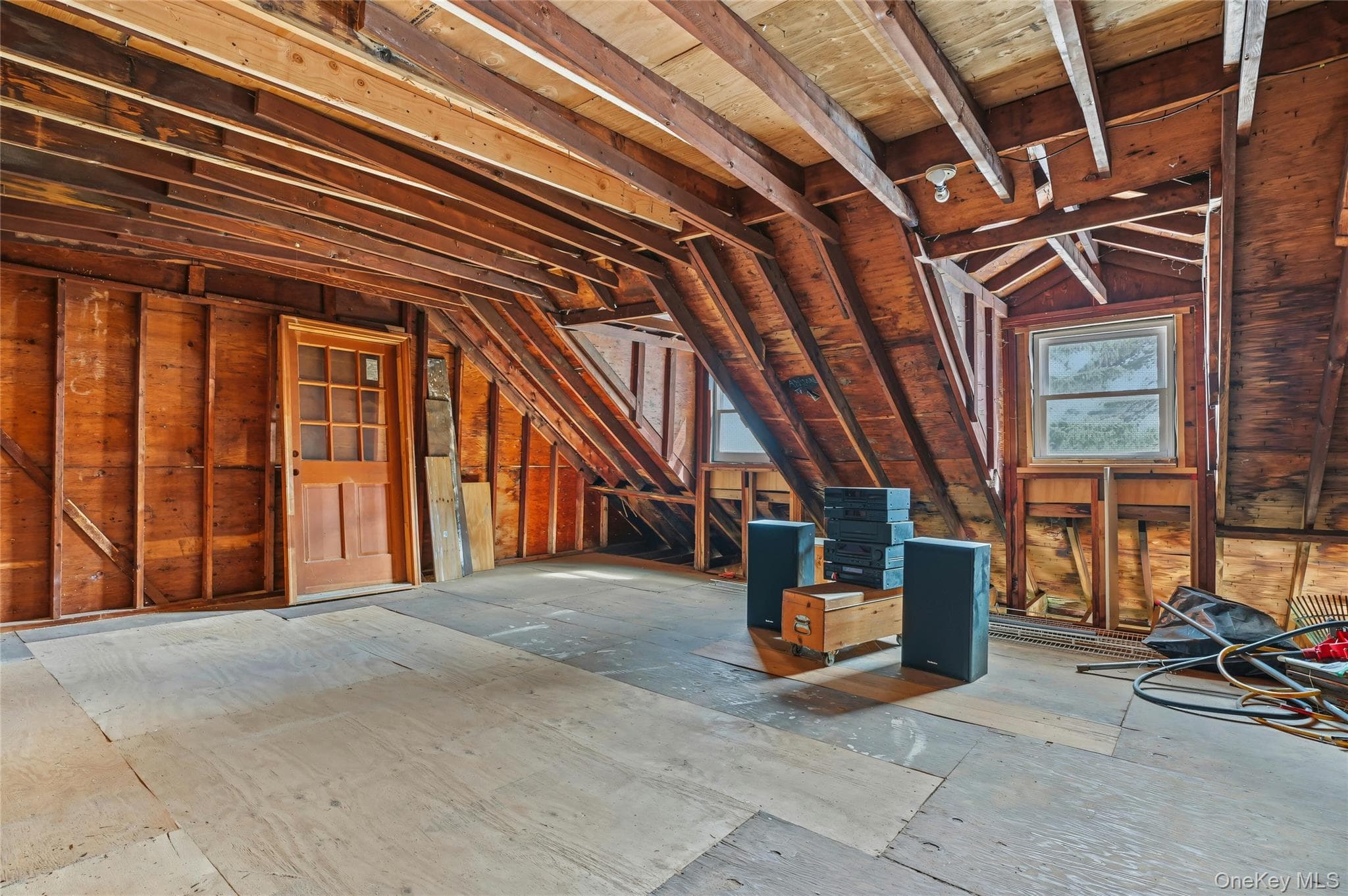 930 Tooker Avenue thumbnail 22