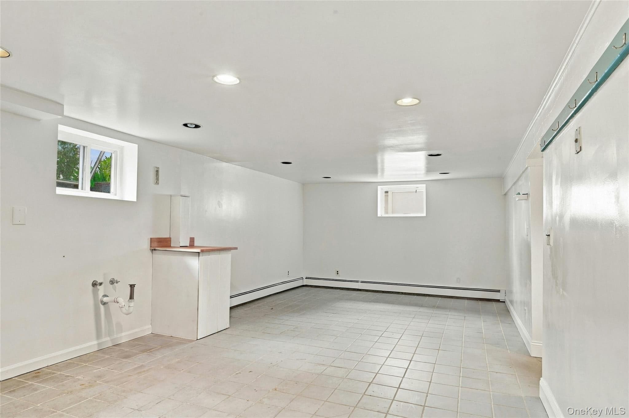 930 Tooker Avenue thumbnail 16