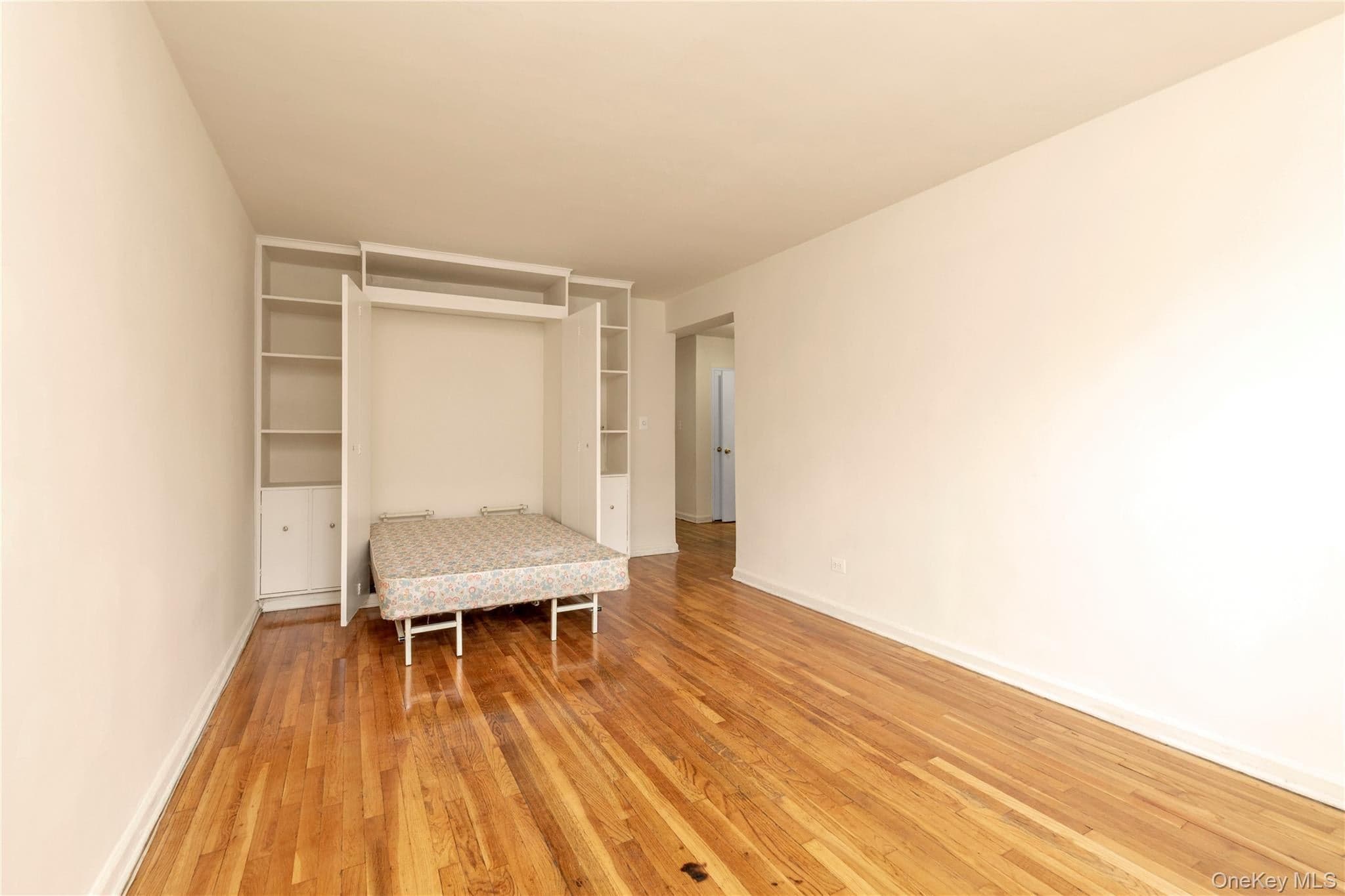 31-85 Crescent Street St Unit: 2nd thumbnail 8
