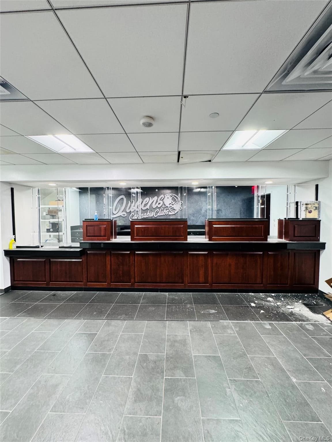 30-75 Steinway Street thumbnail 16