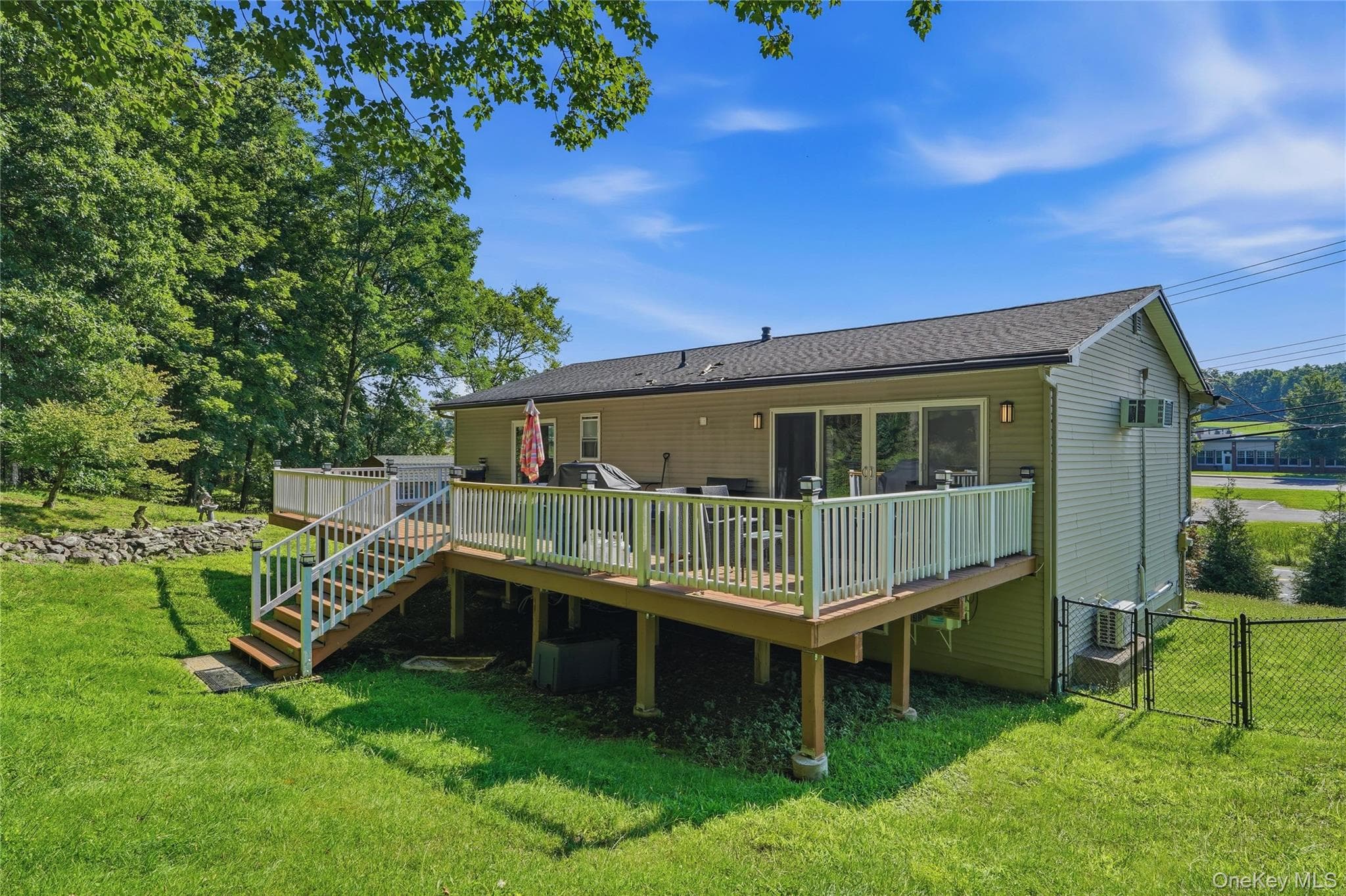 119 Scotchtown Avenue thumbnail 19
