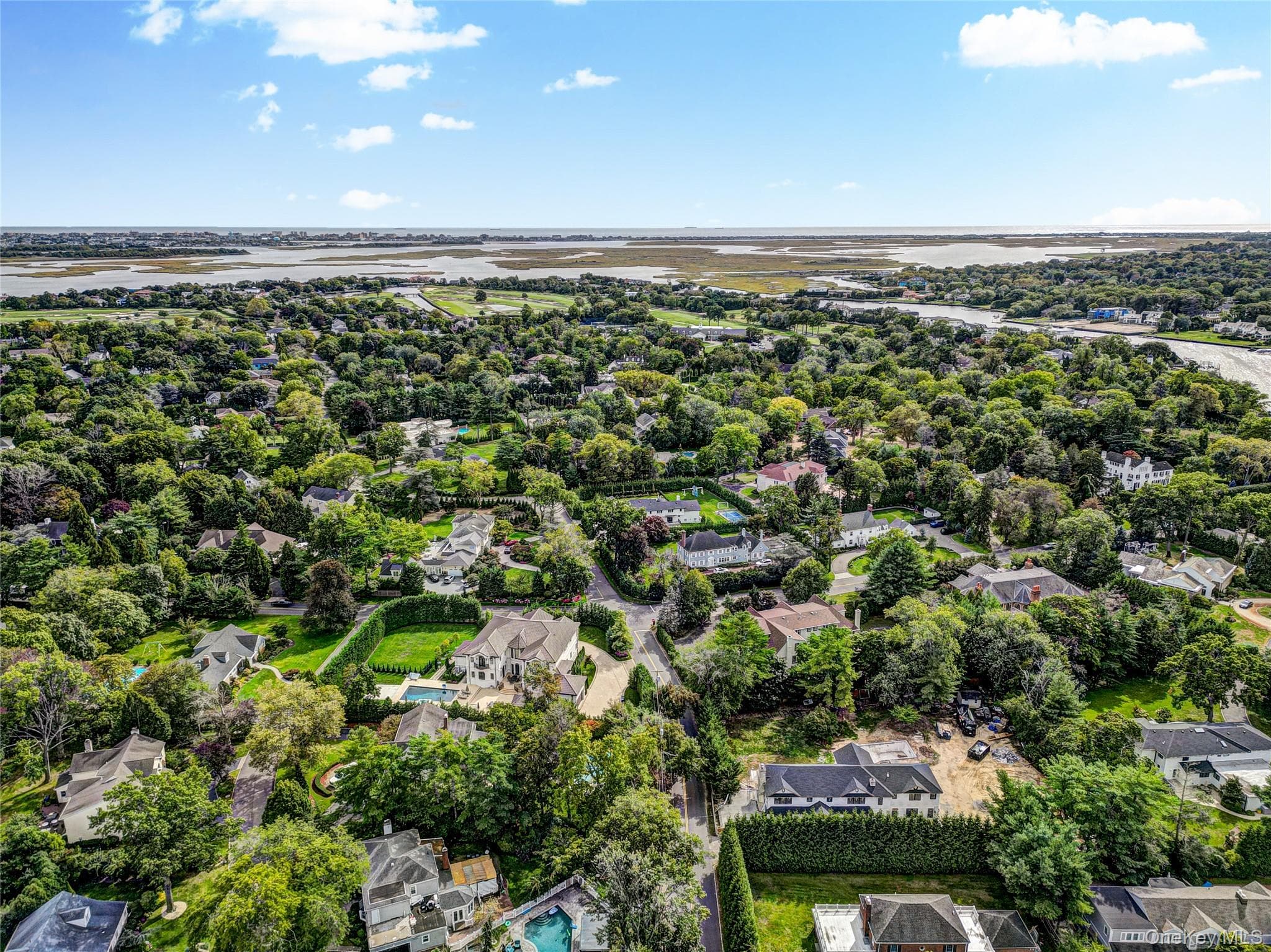 178 Schenck Circle thumbnail 34